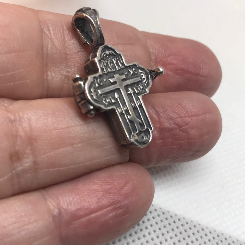 Unusual Estate Sterling Cross that Opens - Picture 3 of 4